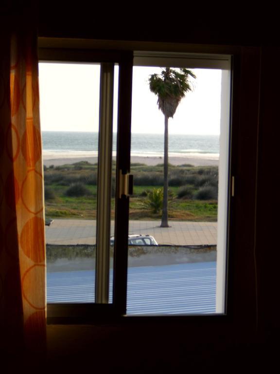 Hostal Sonrisa Del Mar Conil De La Frontera Rom bilde