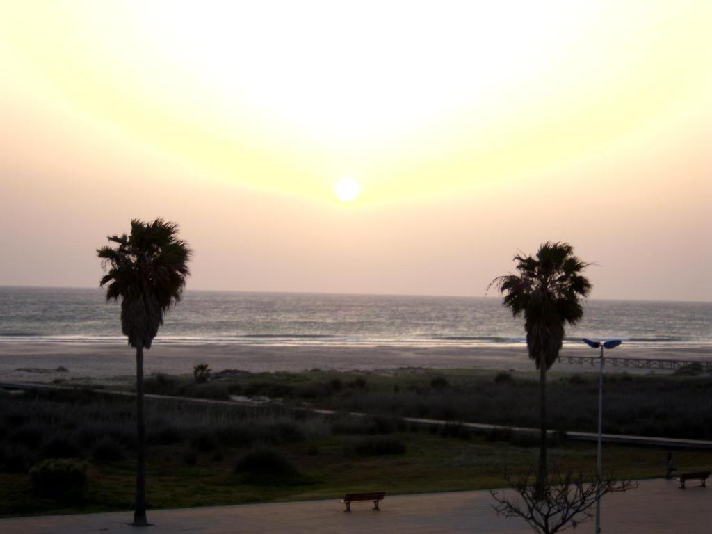 Hostal Sonrisa Del Mar Conil De La Frontera Rom bilde